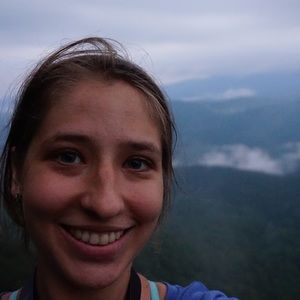 Meet your Posher, Julia